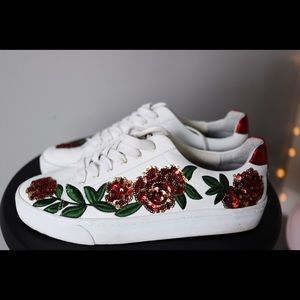 Floral Detailed INC Shoes (size women’s 6.5M)